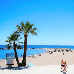 Beachfront Luxury Apartment, Puerto Banus, Appartement Marbella